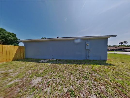 Backyard, Exterior, Water