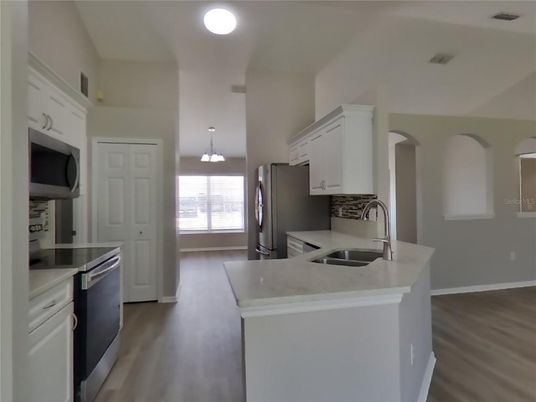 Interior, Kitchen, Pendant Lights, Wood Texture Flooring