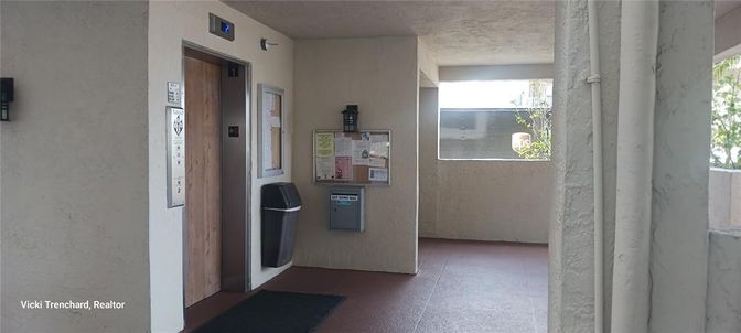 Elevator, Interior