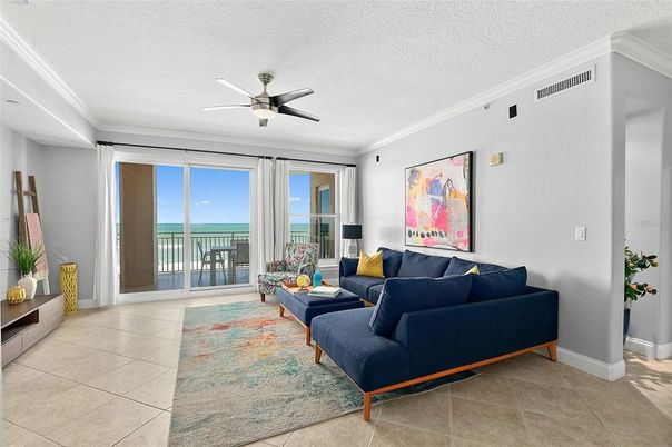 Interior, Living room, Water
