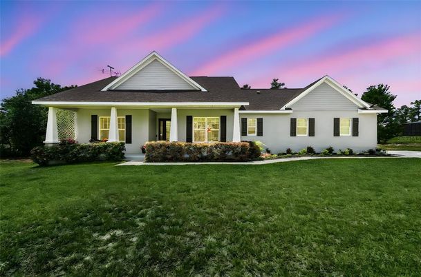 Backyard, Exterior, Facade, Farmhouse