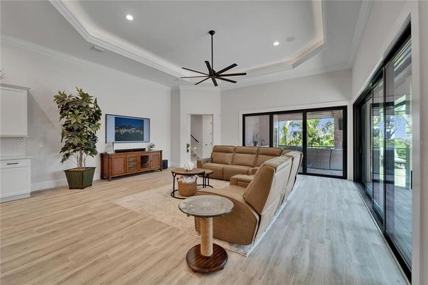 Interior, Living room, Recessed Lighting, Wood Texture Flooring