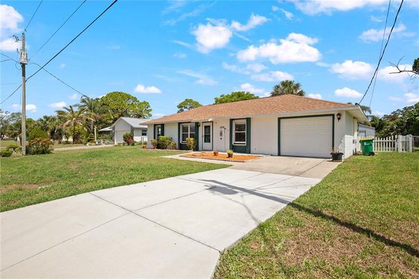 Attached, Backyard, Exterior, Facade, Ranch