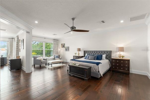Bedroom, Interior, Living room, Recessed Lighting, Wood Texture Flooring