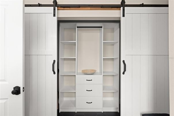 Interior, Walk-in Closets