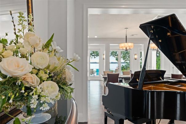 Chandelier, Interior, Pendant Lights, Piano, Recessed Lighting
