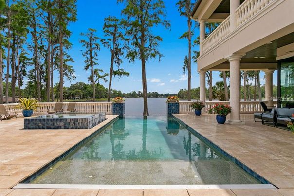 Exterior, Pool, Water