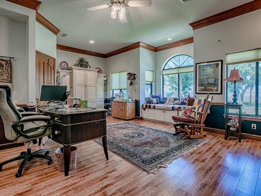 Home Office, Interior, Recessed Lighting, Wood Texture Flooring