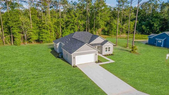 Backyard, Detached Garage, Exterior
