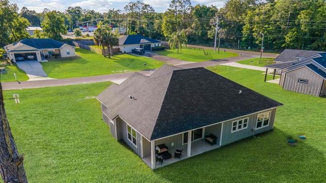 Exterior, Drone