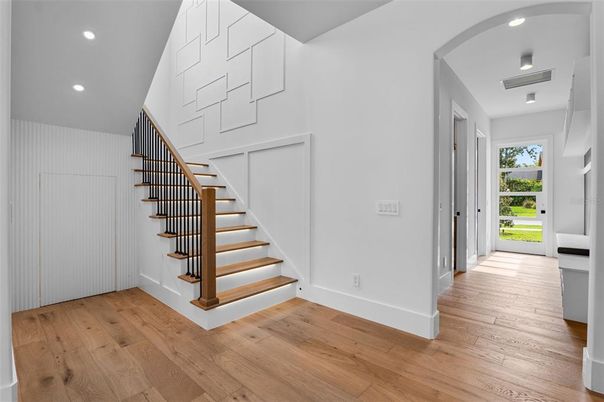 Interior, Recessed Lighting, Wood Texture Flooring