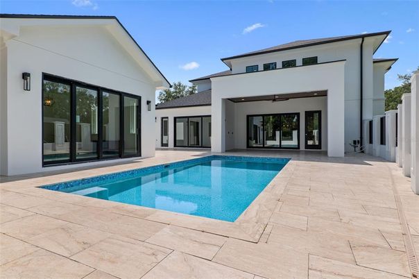 Exterior, Pool