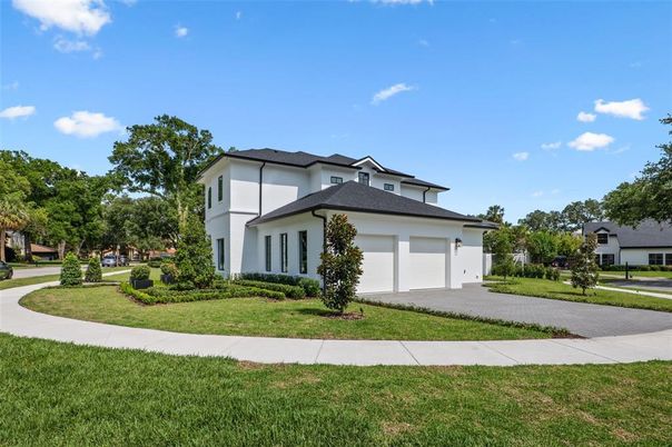 Attached, Backyard, Exterior, Facade, Modern