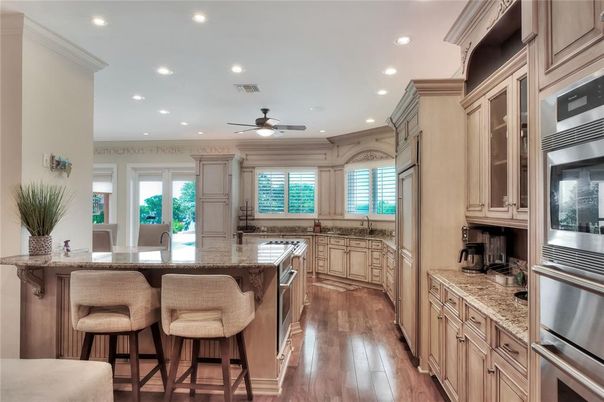 Game Room, Interior, Kitchen, Living room, Recessed Lighting, Wood Texture Flooring