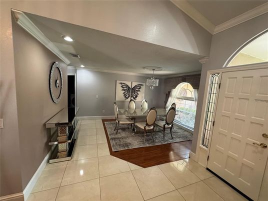 Chandelier, Dining room, Interior, Recessed Lighting, Wood Texture Flooring