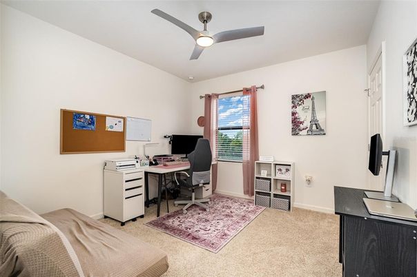 Home Office, Interior