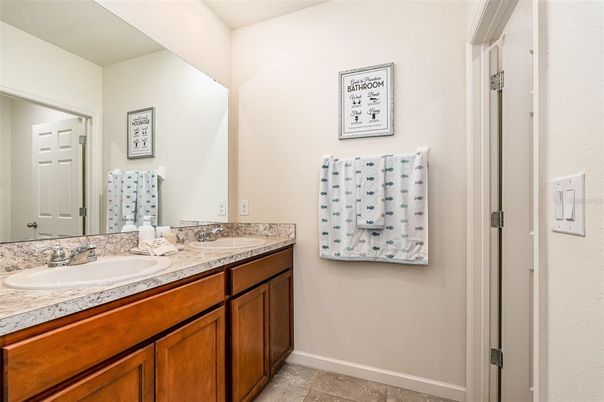 Bathroom, Dual Sink Vanities, Interior