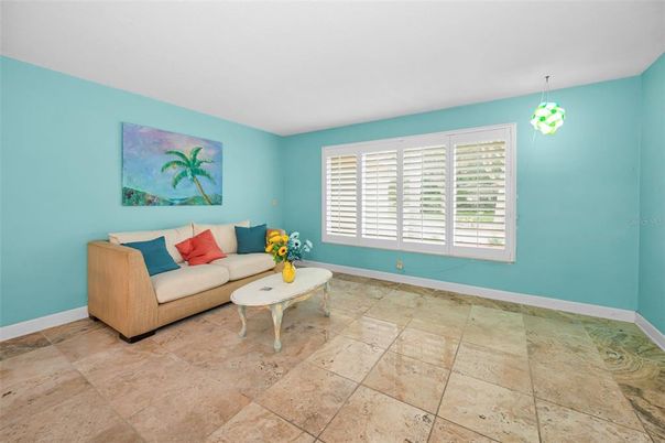 Interior, Living room, Pendant Lights