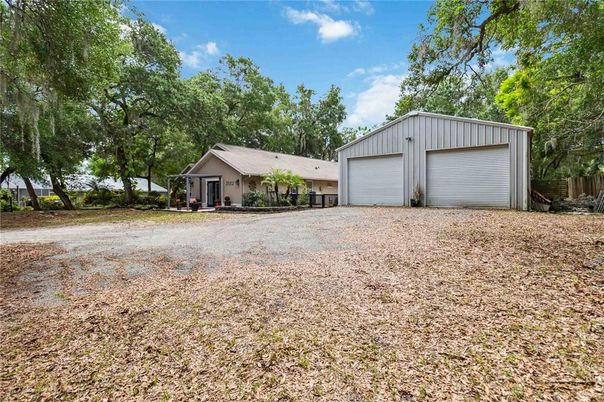 Backyard, Detached Garage, Exterior