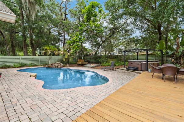 Exterior, Hot Tub, Pool
