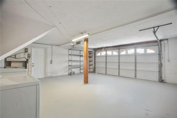 Garage, Interior, Washer
