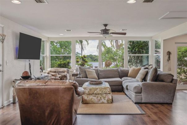 Interior, Living room, Recessed Lighting, Wood Texture Flooring