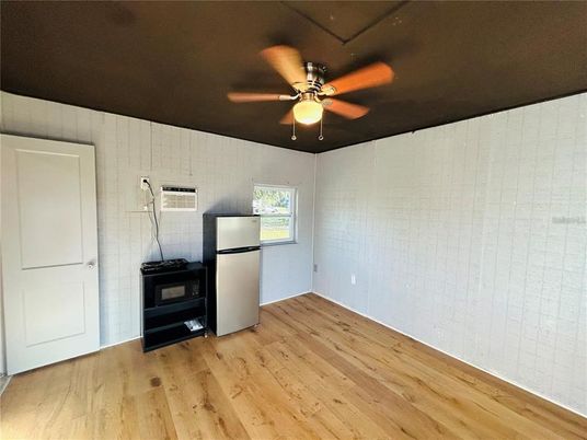 Empty room, Interior, Kitchen, Wood Texture Flooring