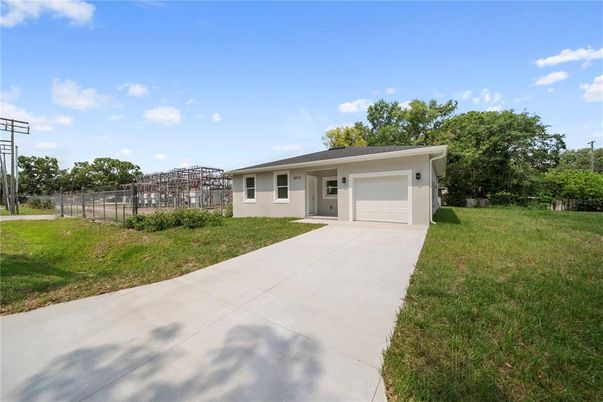 Attached, Backyard, Exterior, Facade, Ranch