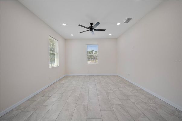 Empty room, Interior, Recessed Lighting