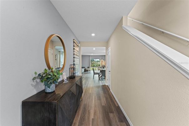 Interior, Recessed Lighting, Wood Texture Flooring