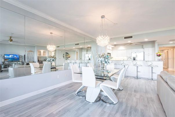 Chandelier, Dining room, Interior, Kitchen, Living room, Recessed Lighting, Wood Texture Flooring