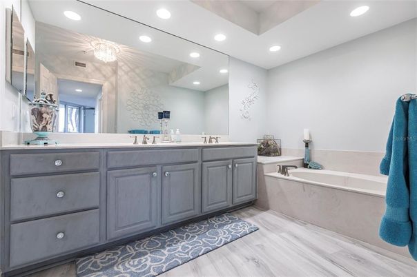 Bathroom, Interior, Recessed Lighting, Wood Texture Flooring