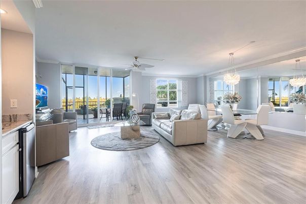 Chandelier, Dining room, Interior, Living room, Wood Texture Flooring