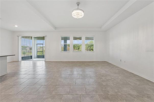 Chandelier, Empty room, Interior, Recessed Lighting