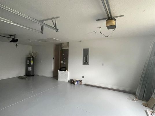 Garage, Interior