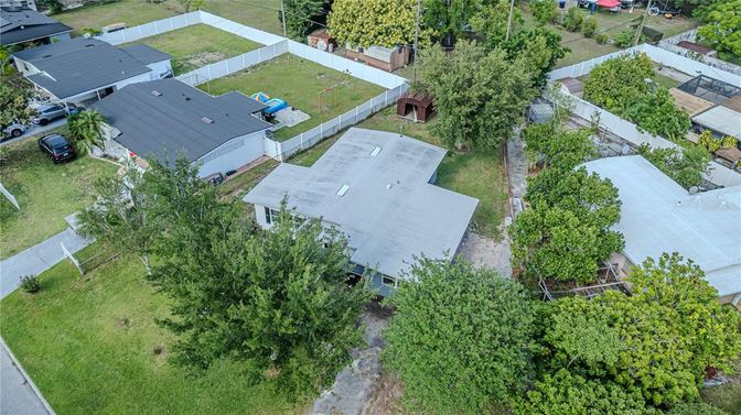 Exterior, Drone