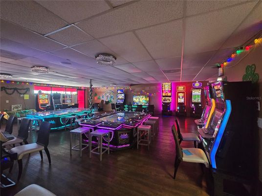 Game Room, Interior, Wood Texture Flooring