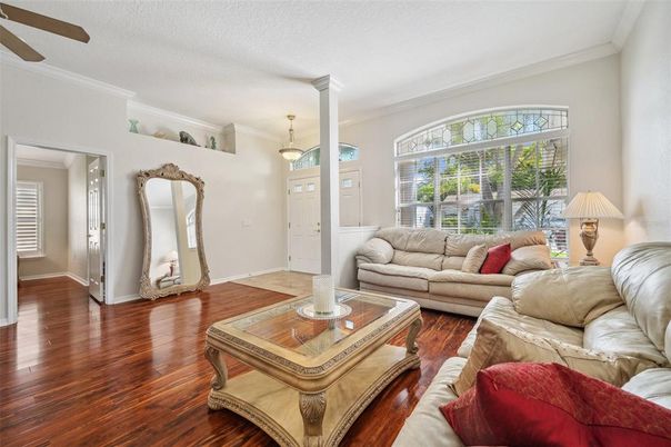Interior, Living room, Pendant Lights, Wood Texture Flooring