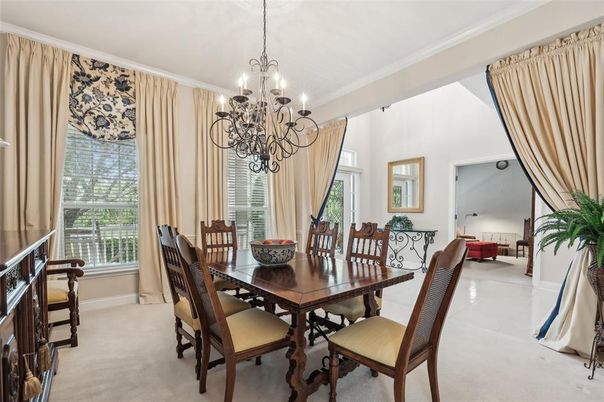 Chandelier, Dining room, Interior