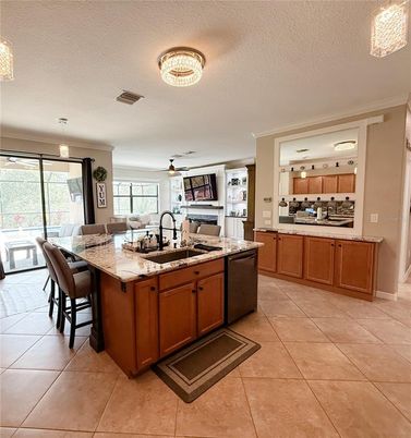 Dining room, Interior, Kitchen, Pendant Lights