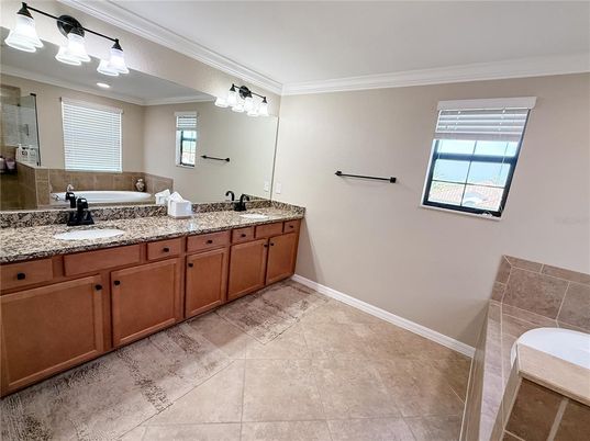 Bathroom, Dual Sink Vanities, Interior