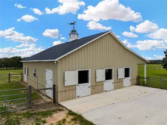 Backyard, Detached Garage, Exterior
