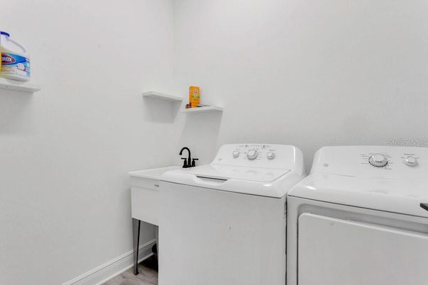 Interior, Washer