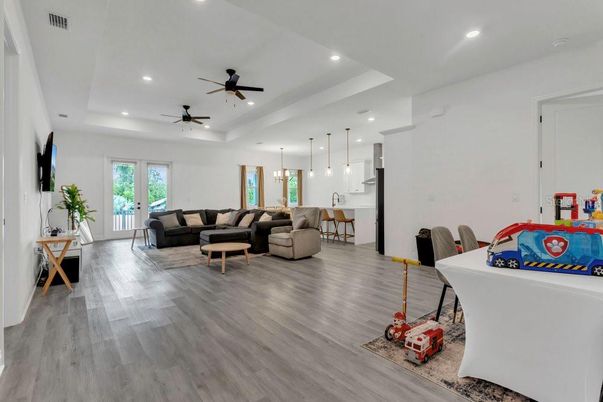 Interior, Kitchen, Living room, Pendant Lights, Recessed Lighting, Wood Texture Flooring