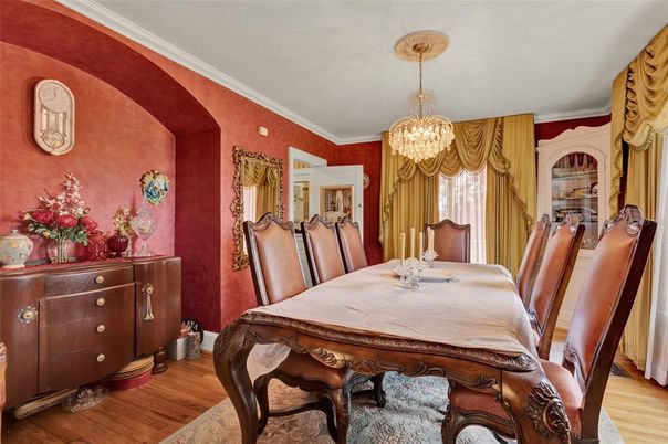 Chandelier, Dining room, Interior, Wood Texture Flooring