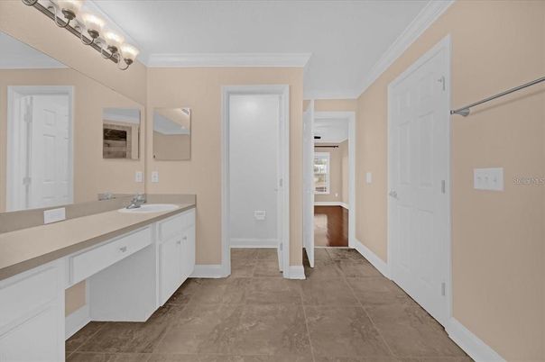 Bathroom, Dual Sink Vanities, Interior