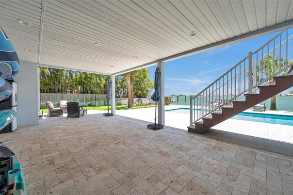 Exterior, Pool, Water