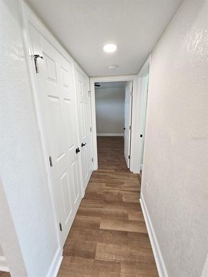Interior, Recessed Lighting, Wood Texture Flooring