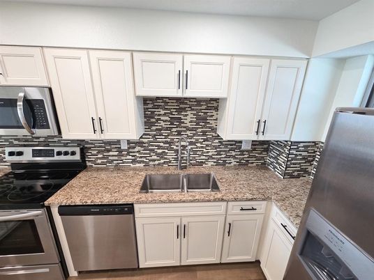 Interior, Kitchen, Stainless Steel Appliances