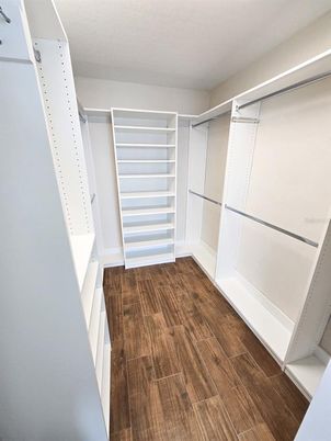 Interior, Walk-in Closets, Wood Texture Flooring